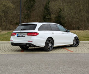Mercedes-Benz E trieda Kombi 400 4MATIC 3.5 V6 AMG Line, 245kW, A9, 5d.