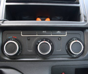 Volkswagen Transporter T5 2.0 TDI 140k LR