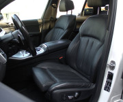 BMW X5 xDriveM50i A/T
