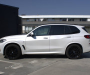 BMW X5 xDriveM50i A/T
