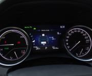 Toyota Camry 2.5 hybrid (ben+hev), 131kw, CVT, Prestige