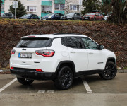 Jeep Compass 1.3 TURBO Night Eagle