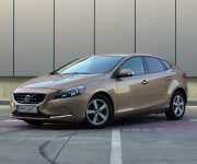 Volvo V40 D2 Kinetic Powershift