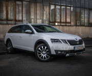 Škoda Octavia Combi SCOUT2.0 TDI DSG 4x4