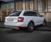 Škoda Octavia Combi SCOUT2.0 TDI DSG 4x4