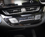 Toyota C-HR 1.8 HEV Style, 1 majiteľ, Slovenské, Odpočet DPH