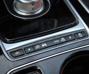 Jaguar XE 2.0 I4D 180k R-Sport AWD AT
