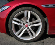 Jaguar XE 2.0 I4D 180k R-Sport AWD AT