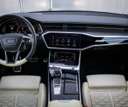 Audi RS6 Avant Nelakovaná, Matrix Laser, Pano, Dynamic Plus Pack, Ceramic, Exclusive