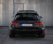 Audi RS6 Avant Nelakovaná, Matrix Laser, Pano, Dynamic Plus Pack, Ceramic, Exclusive