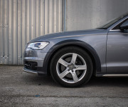 Audi A6 Allroad 3.0 TDI V6 Quattro, Vzduch, 360°kamera, alcantara, DPH