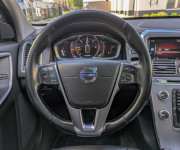 Volvo XC60 D4 2.4L Drive-E Summum Geartronic AWD