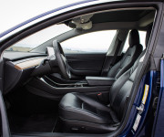 Tesla Model 3 Long Range, Premium Sound, Ťažné, Deep Blue Met, po servise, DPH