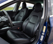Tesla Model 3 Long Range, Premium Sound, Ťažné, Deep Blue Met, po servise, DPH