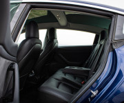 Tesla Model 3 Long Range, Premium Sound, Ťažné, Deep Blue Met, po servise, DPH