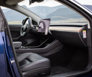 Tesla Model 3 Long Range, Premium Sound, Ťažné, Deep Blue Met, po servise, DPH