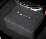 Tesla Model 3 Long Range, Premium Sound, Ťažné, Deep Blue Met, po servise, DPH