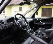 Ford Galaxy 2.2 TDCi DPF 200k Titanium