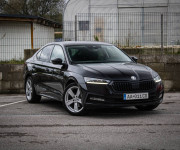 Škoda Octavia 2.0 TDI Ambition, Nelakovaná, Kessy, Lane Assist, Kamera, R18, el. kufor