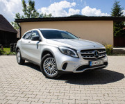 Mercedes-Benz GLA 200 d 4MATIC A/T