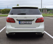 Mercedes-Benz B trieda 200d 4MATIC AMG Line