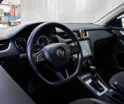 Škoda Octavia Combi 2.0 TDI 4x4 DSG Style 135kW, Bixenon, Polokoža