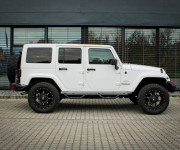 Jeep Wrangler Unlimited 3.6L V6 VVT SAHARA A/T