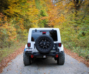 Jeep Wrangler Unlimited 3.6L V6 VVT SAHARA A/T