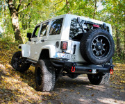 Jeep Wrangler Unlimited 3.6L V6 VVT SAHARA A/T