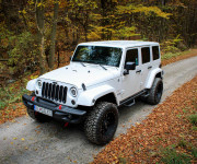 Jeep Wrangler Unlimited 3.6L V6 VVT SAHARA A/T