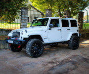 Jeep Wrangler Unlimited 3.6L V6 VVT SAHARA A/T