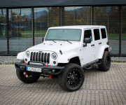 Jeep Wrangler Unlimited 3.6L V6 VVT SAHARA A/T