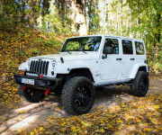 Jeep Wrangler Unlimited 3.6L V6 VVT SAHARA A/T