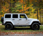 Jeep Wrangler Unlimited 3.6L V6 VVT SAHARA A/T