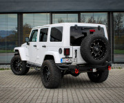 Jeep Wrangler Unlimited 3.6L V6 VVT SAHARA A/T