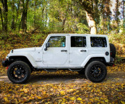 Jeep Wrangler Unlimited 3.6L V6 VVT SAHARA A/T