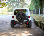 Jeep Wrangler Unlimited 3.6L V6 VVT SAHARA A/T