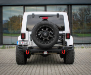 Jeep Wrangler Unlimited 3.6L V6 VVT SAHARA A/T