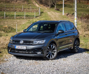 Volkswagen Tiguan R-line 2.0 TDI 140kW DSG 4Motion, Nelakované, Virtual cockpit, Keramika