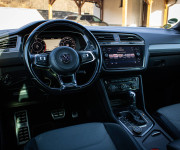 Volkswagen Tiguan R-line 2.0 TDI 140kW DSG 4Motion, Nelakované, Virtual cockpit, Keramika