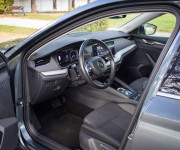 Škoda Octavia Combi 2.0 TDI Style 4x4 DSG, 147kW, Webasto, Ťažné, 1 majiteľ, SK auto