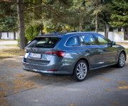 Škoda Octavia Combi 2.0 TDI Style 4x4 DSG, 147kW, Webasto, Ťažné, 1 majiteľ, SK auto