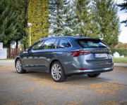Škoda Octavia Combi 2.0 TDI Style 4x4 DSG, 147kW, Webasto, Ťažné, 1 majiteľ, SK auto