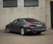 BMW Rad 7 730d xDrive A/T