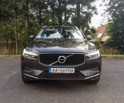 Volvo XC60 D4 Momentum A/T