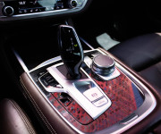 BMW Rad 7 740d xDrive Msport, Slovenské, servis, v záruke