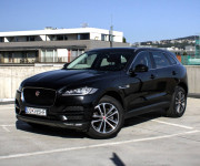 Jaguar F-Pace 2.0D I4 180k Portfolio AWD A/T