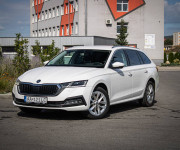 Škoda Octavia Combi 2.0 TDI DSG Style, Matrix LED, HUD, ťažné, KESSY, nelakované, DPH