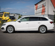 Škoda Octavia Combi 2.0 TDI DSG Style, Matrix LED, HUD, ťažné, KESSY, nelakované, DPH