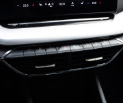 Škoda Octavia Combi 2.0 TDI DSG Style, Matrix LED, HUD, ťažné, KESSY, nelakované, DPH